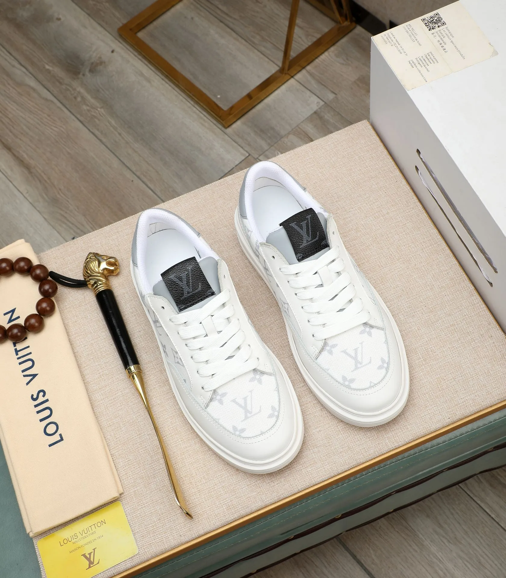 Men's shoes 💰540 💰(Niuli: full package) louis vuitton (Louis Vuitton/lv) top 🔍🔍 new models are on sale at the same time at the counter. The upper 🇮🇹 is imported from Italy, first-layer cowhide, and the lining is fully imported cowhide. 💪💪, completely 1⃣️ to 1 ⃣️Re-engraved🇮🇹💪💪, ⚠Sole: The original sole is specially provided by the original factory, the exclusive movable molded sole is super comfortable, ⚠The original factory follows the order, 🔍🔍high quality, you can enter and exit the counter at will, welcome to compare⚠. Code number:38-44